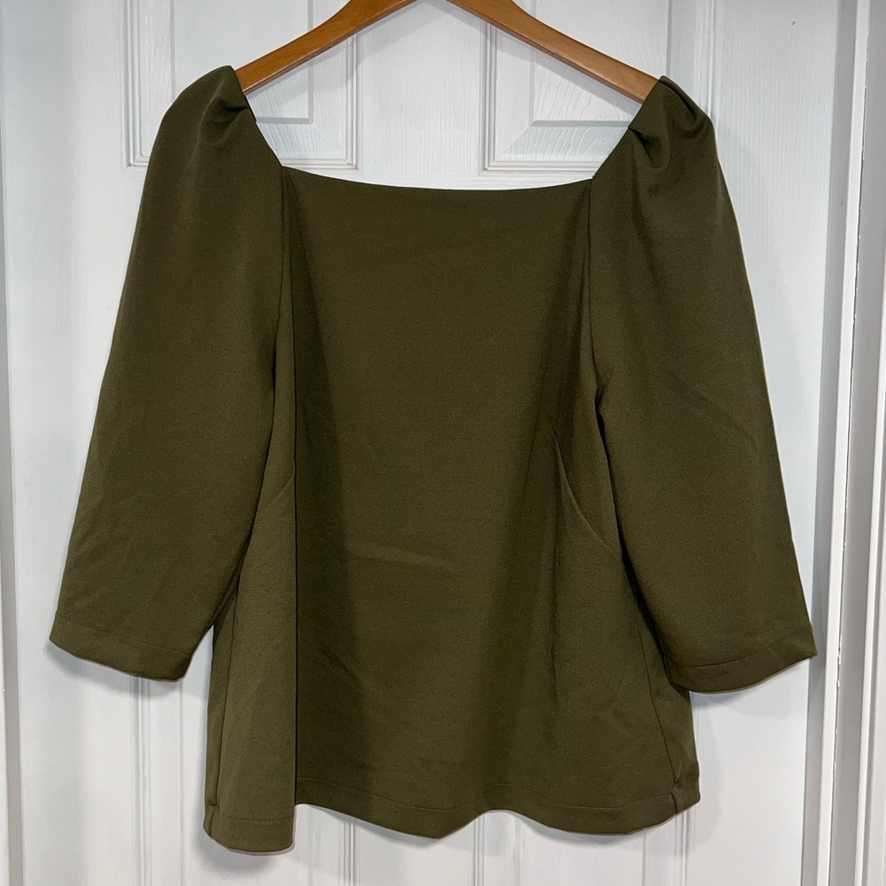 Large Ann Taylor 3/4 Length Green Blouse